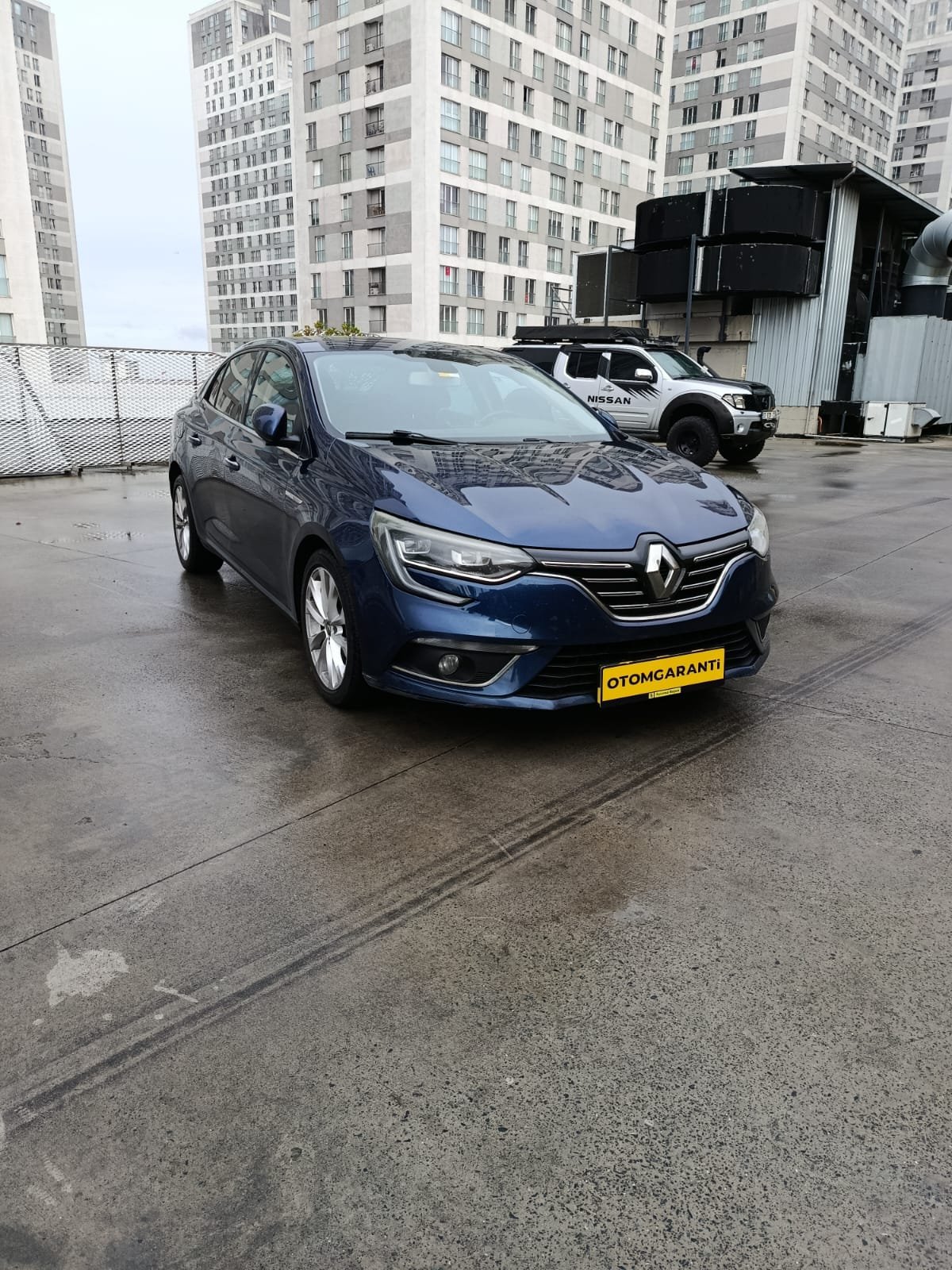 RENAULT MEGANE4 400 BİN TL PEŞİNAT İLE 36 AY TAKSİT İMKANI