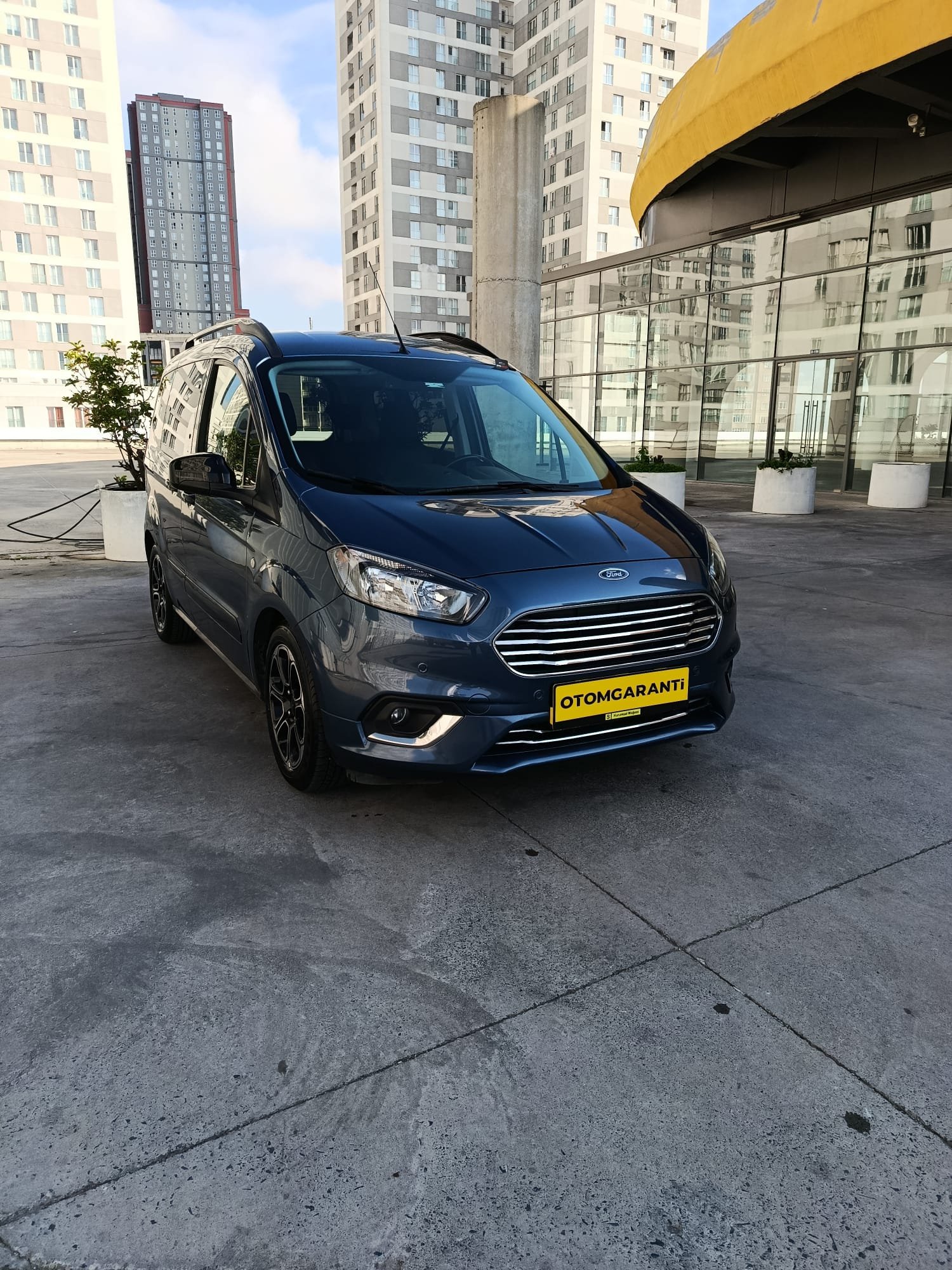 FORD CURİER 450 BİN TL PEŞİNAT İLE 36 AY TAKSİT İMKANI