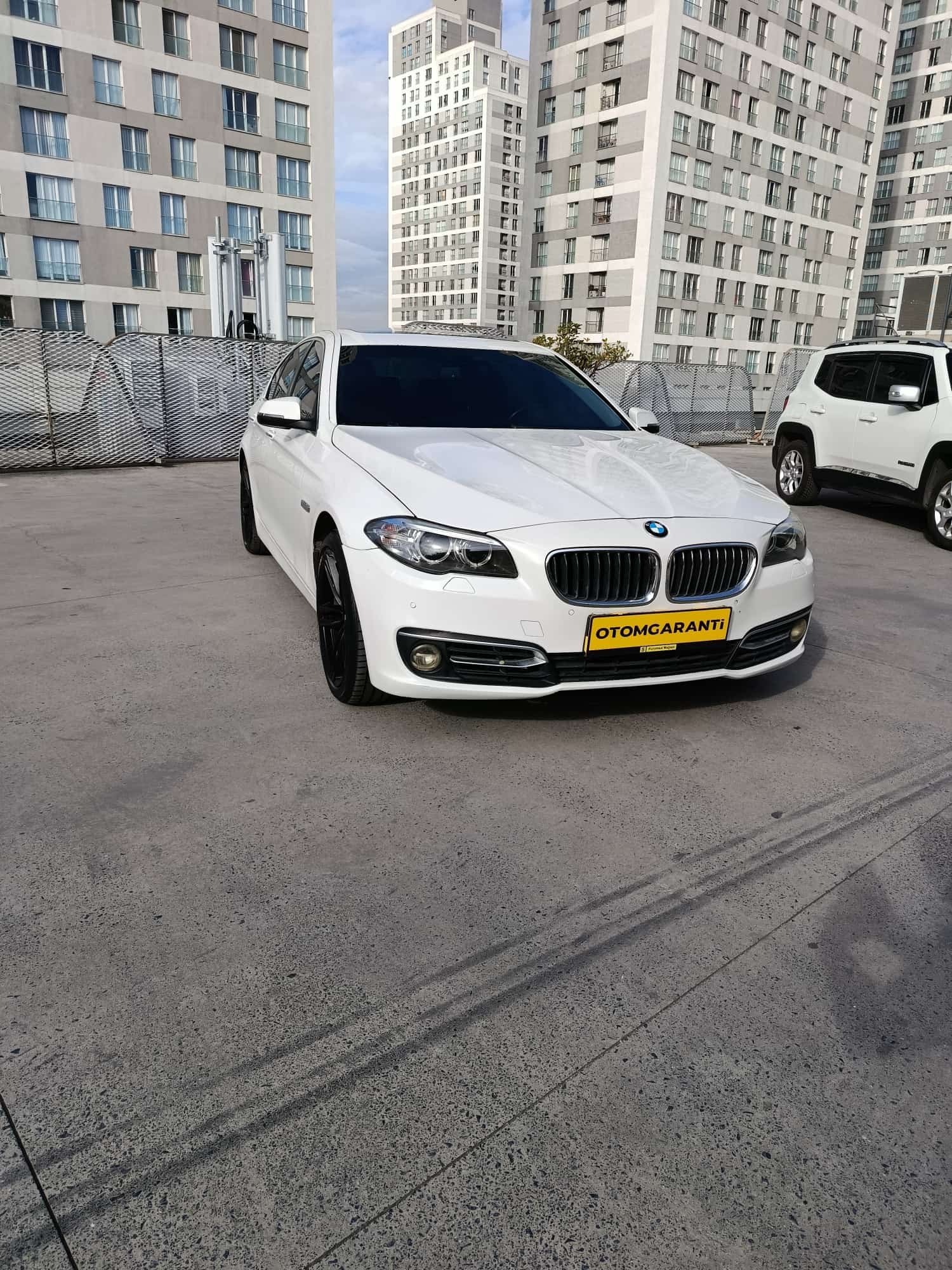 BMW 5.25X DRİVE 450 BİN TL PEŞİNAT İLE 36 AY TAKSİT İMKANI