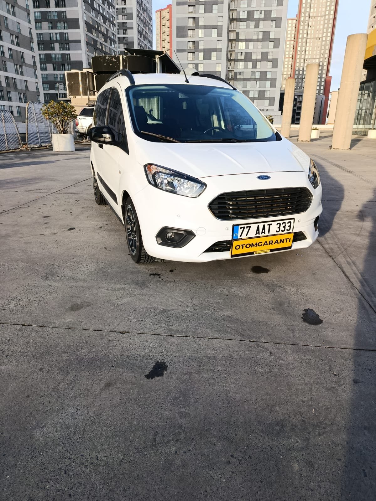FORD TOURNEO 350 BİN TL PEŞİNAT İLE 36 AY TAKSİT İMKANI