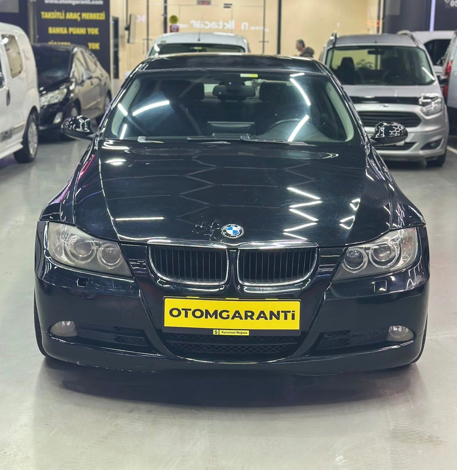 BMW 320 İ  200 BİN TL PEŞİNAT İLE 36 AY TAKSİT İMKANI